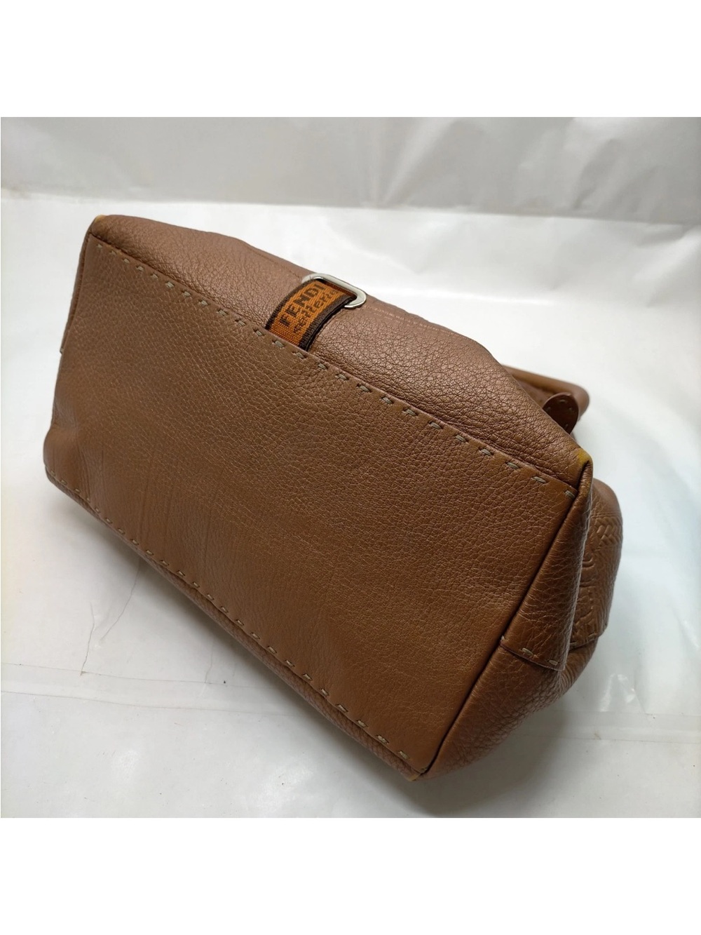 FENDI SELLERIA LEATHER TOTE BAG - Picture 5 of 9